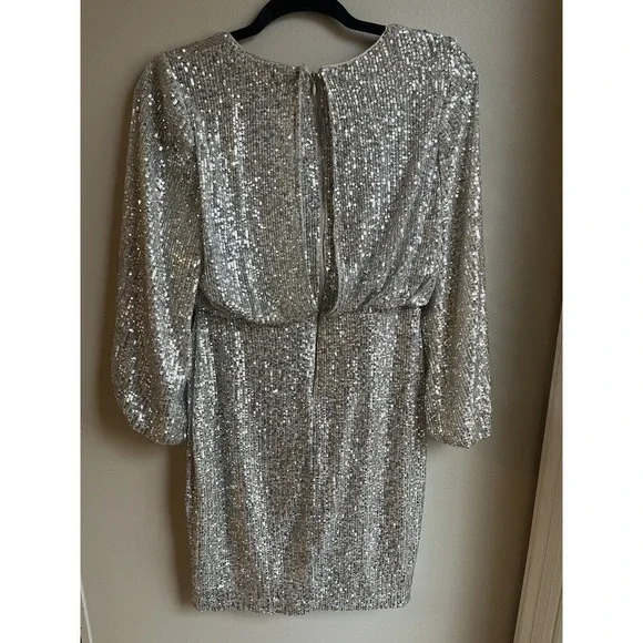 Eliza J Sequined Blouson Shift Dress Champagne size 4  MSRP: $ 178.00 - Picture 7 of 10